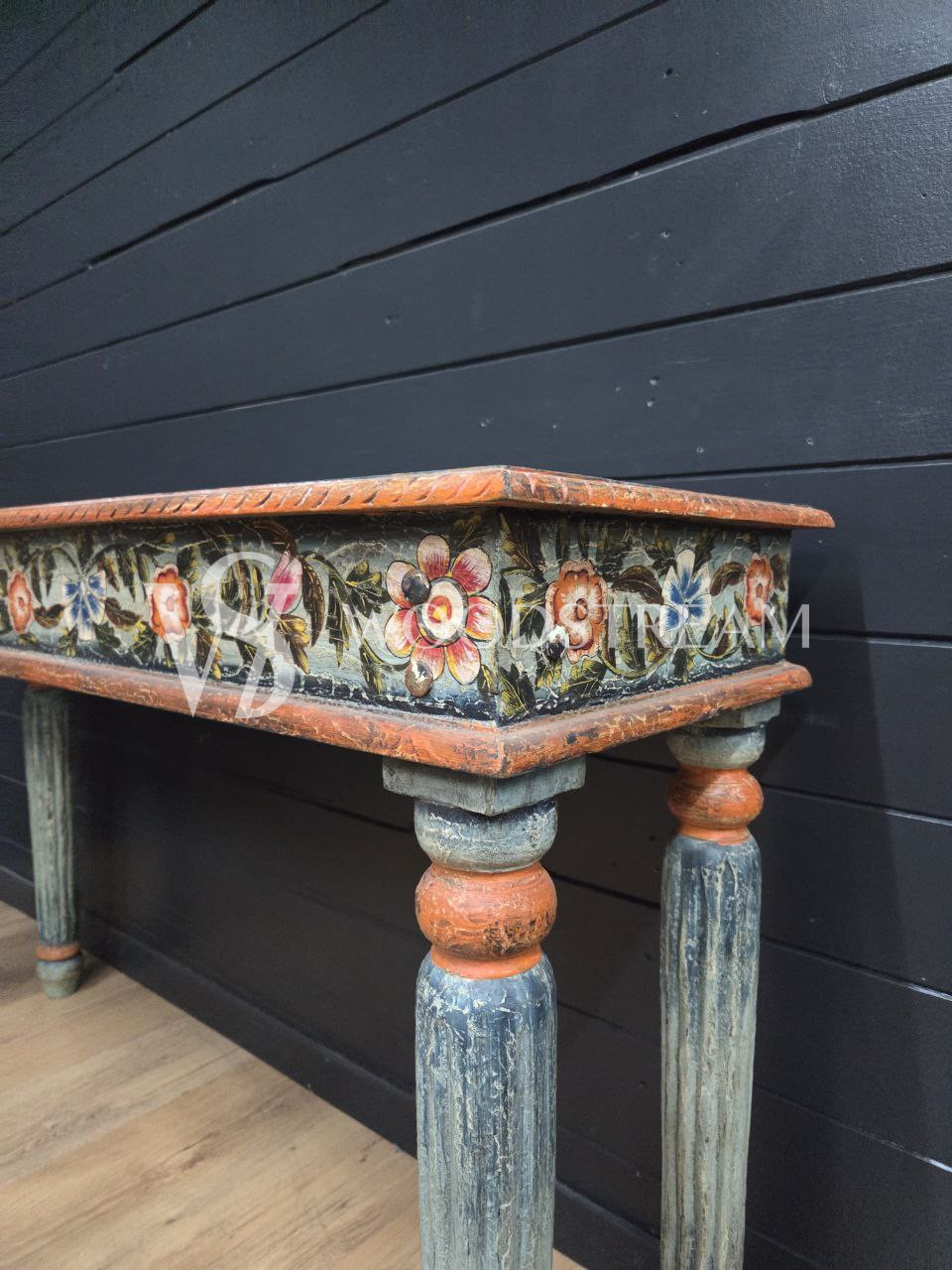 Консоль в стиле венецианского барокко 2 штуки