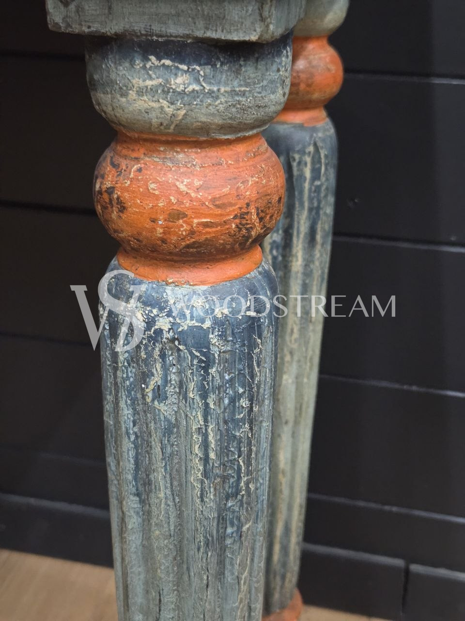 Консоль в стиле венецианского барокко 2 штуки