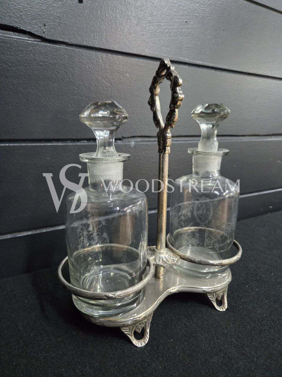 Набор для специй и соусов на подставке