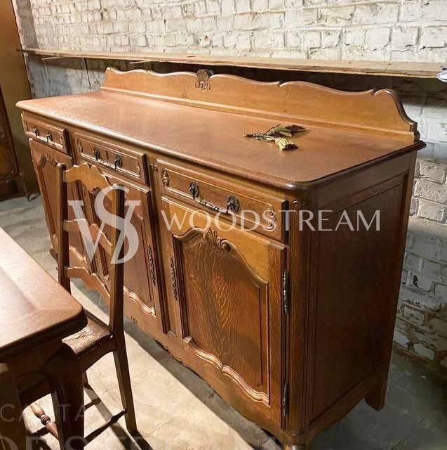 Комод/Дрессуар в стиле Людовика XV