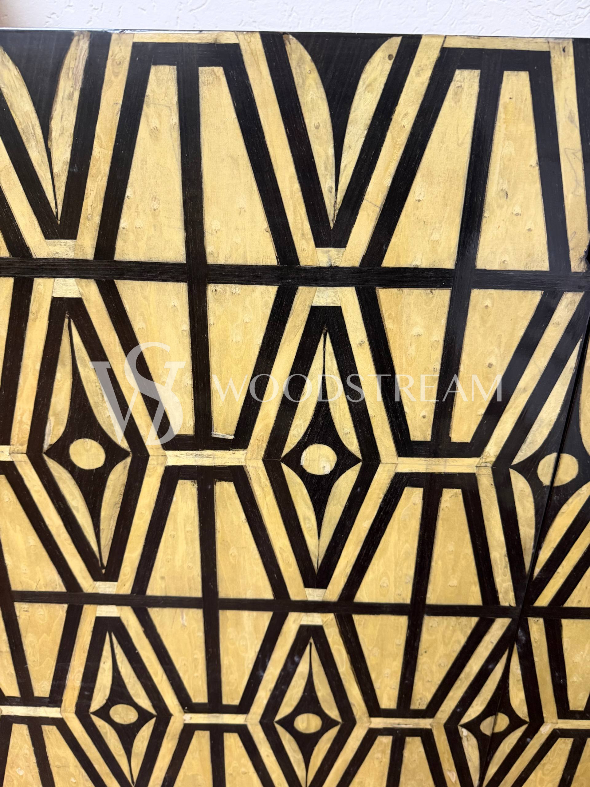 Комод/Тумба с геометрическим рисунком