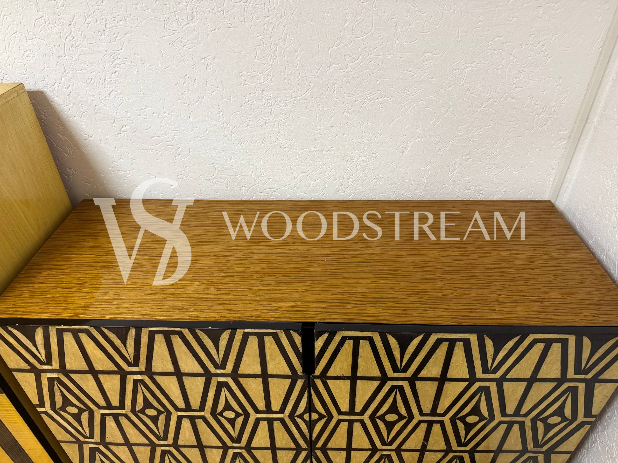 Комод/Тумба с геометрическим рисунком