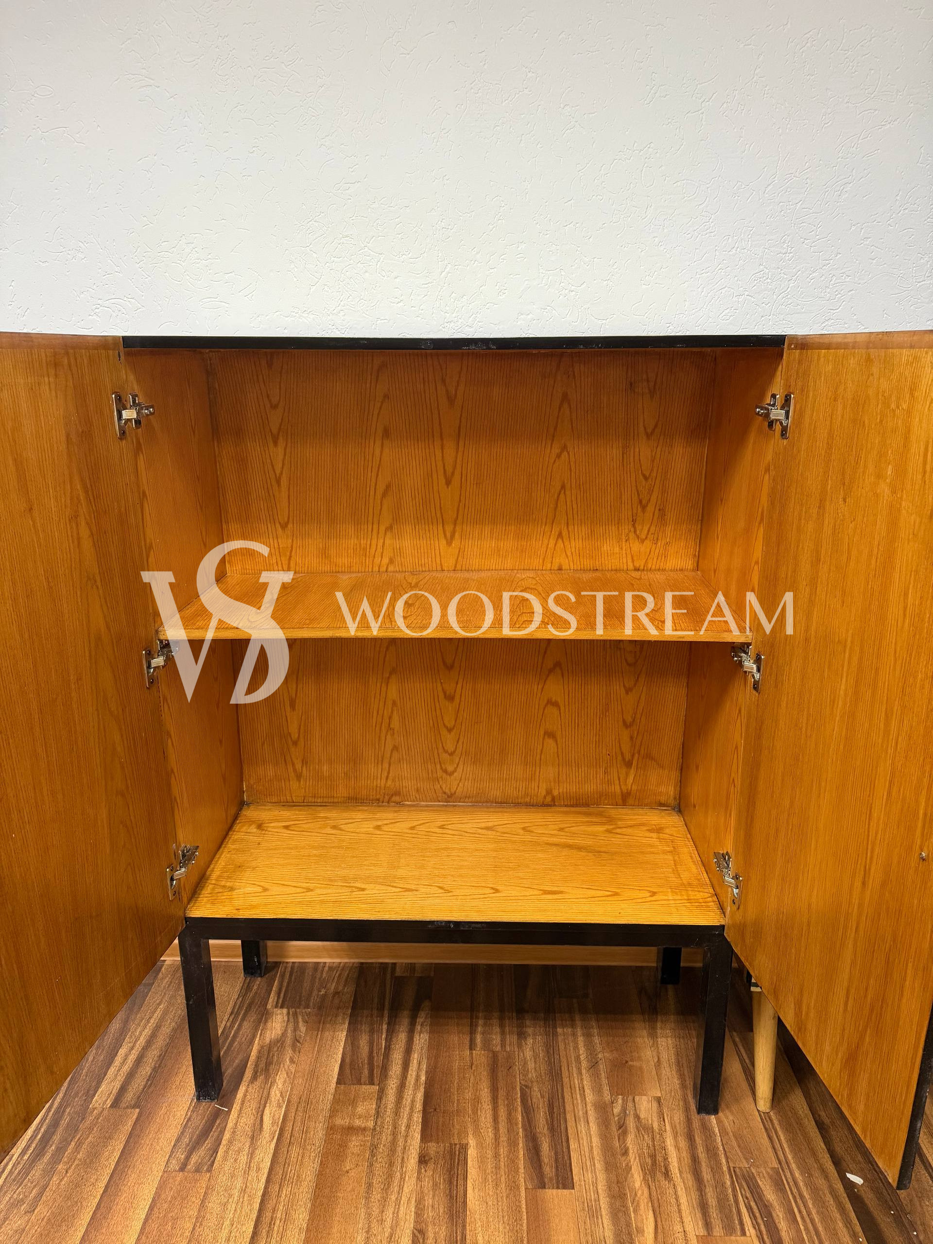 Комод/Тумба с геометрическим рисунком