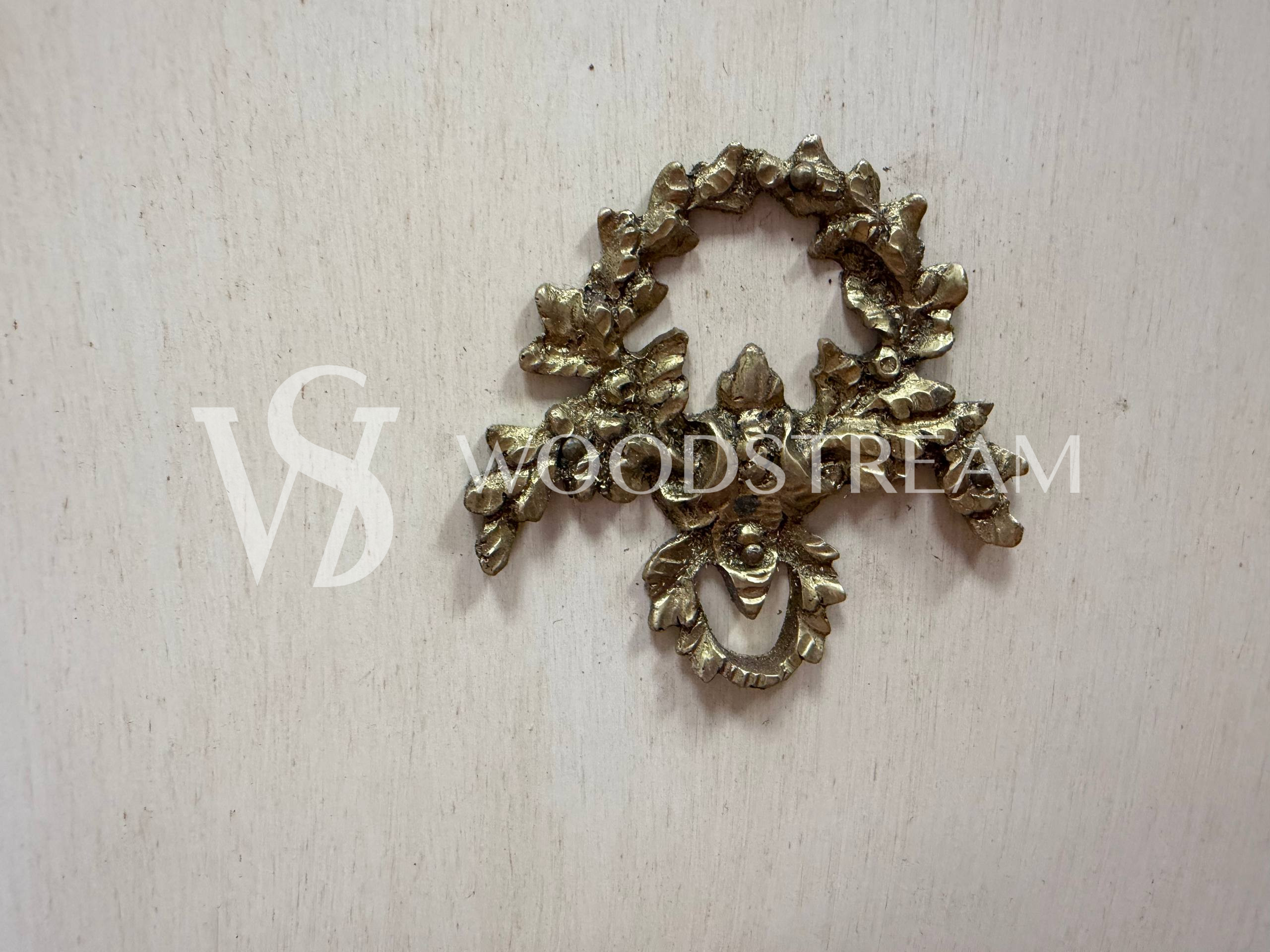 Комод в стиле Людовика XIV