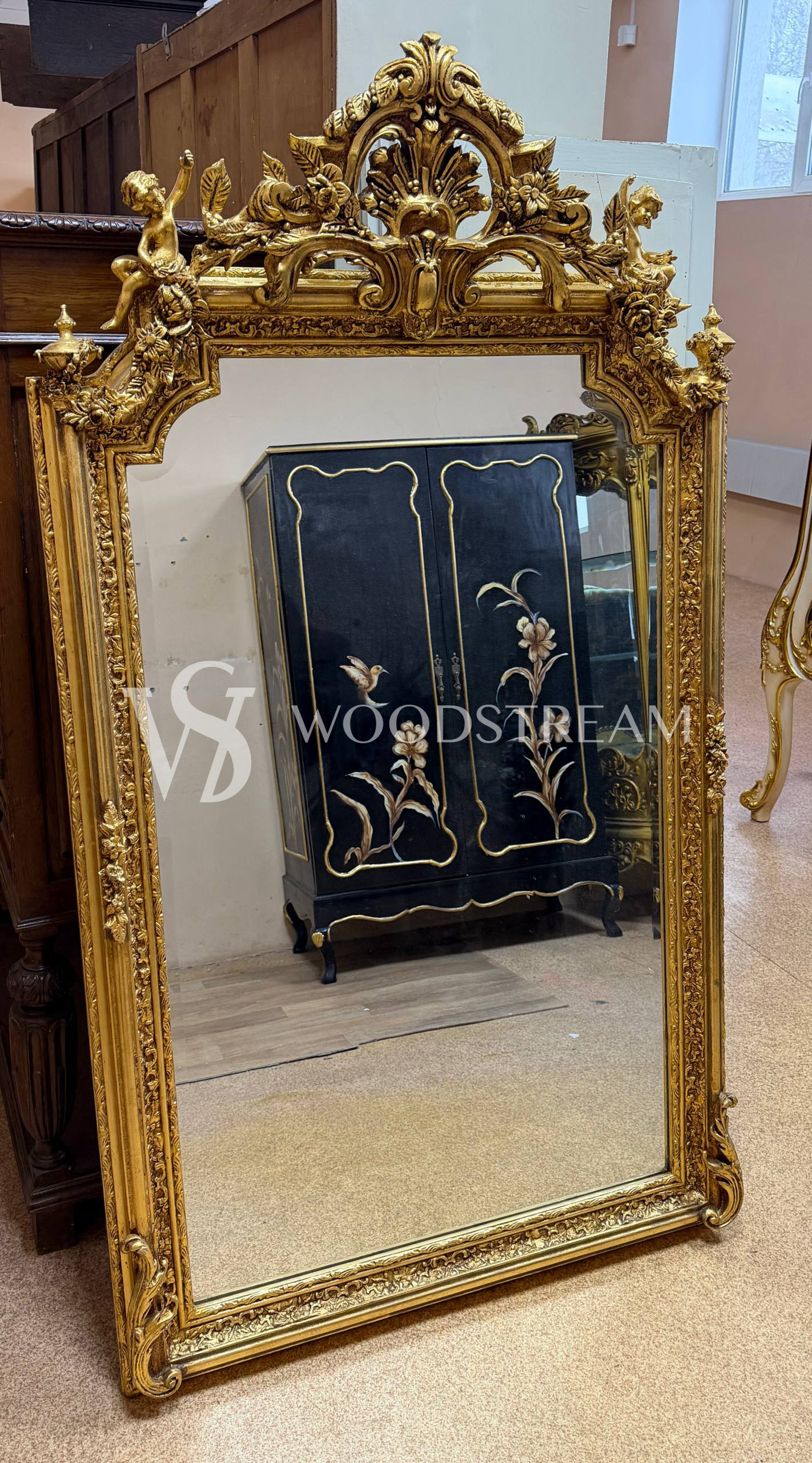 Зеркало в дворцовом стиле