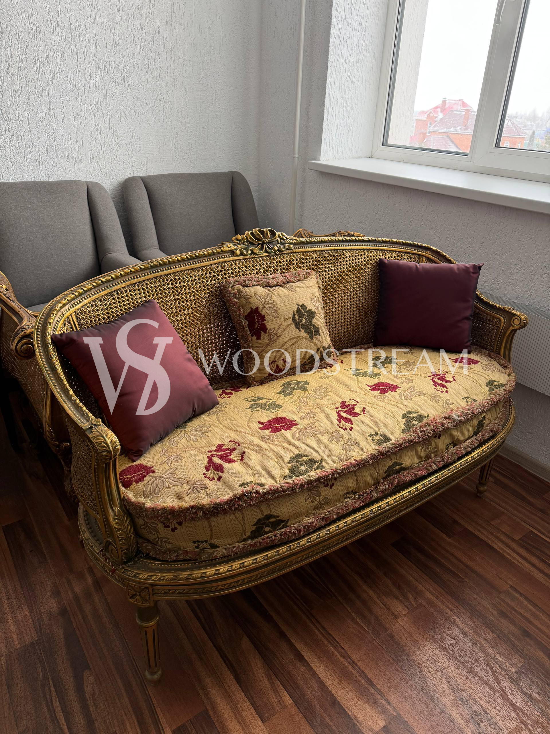 Комплект мягкой мебели для гостиной в стиле Людовика XVI