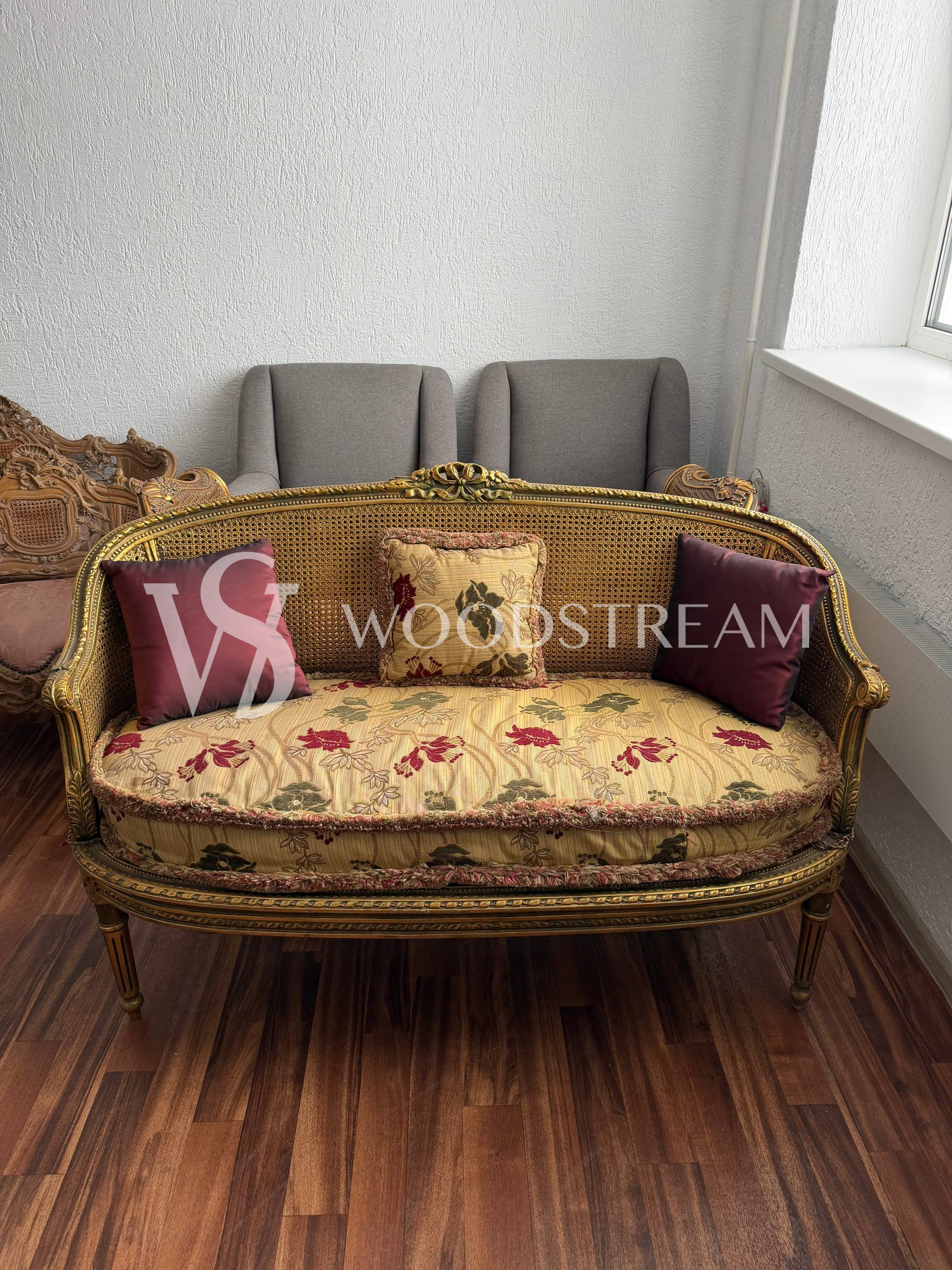 Комплект мягкой мебели для гостиной в стиле Людовика XVI