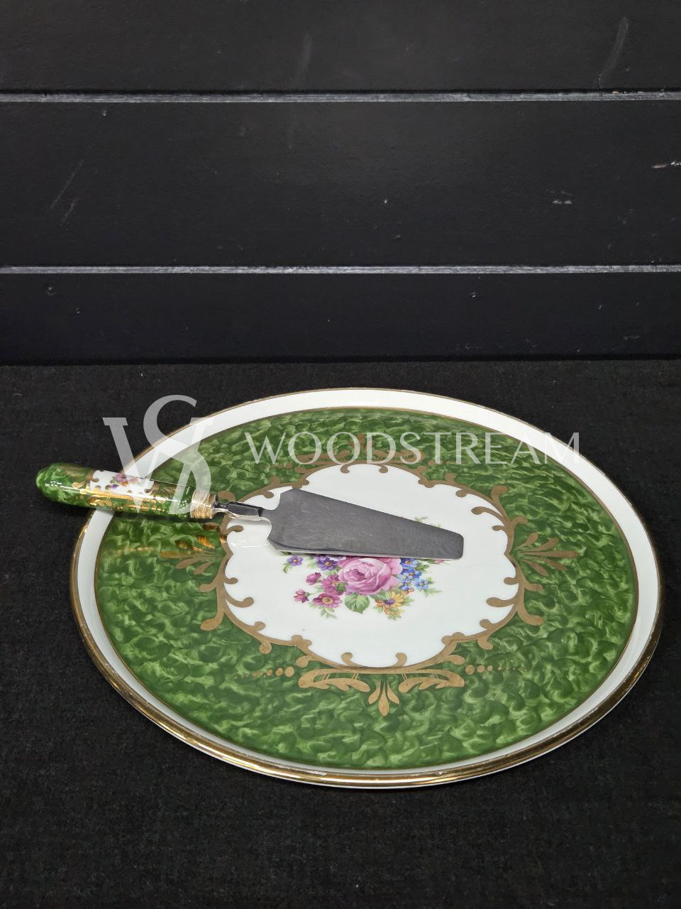 Набор: Тарелка/Блюдо с ложкой/черпак/лопатка 3 штуки Limoges