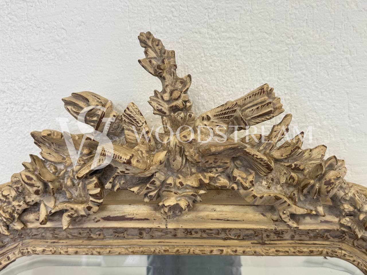 Зеркало в стиле Людовика XVI