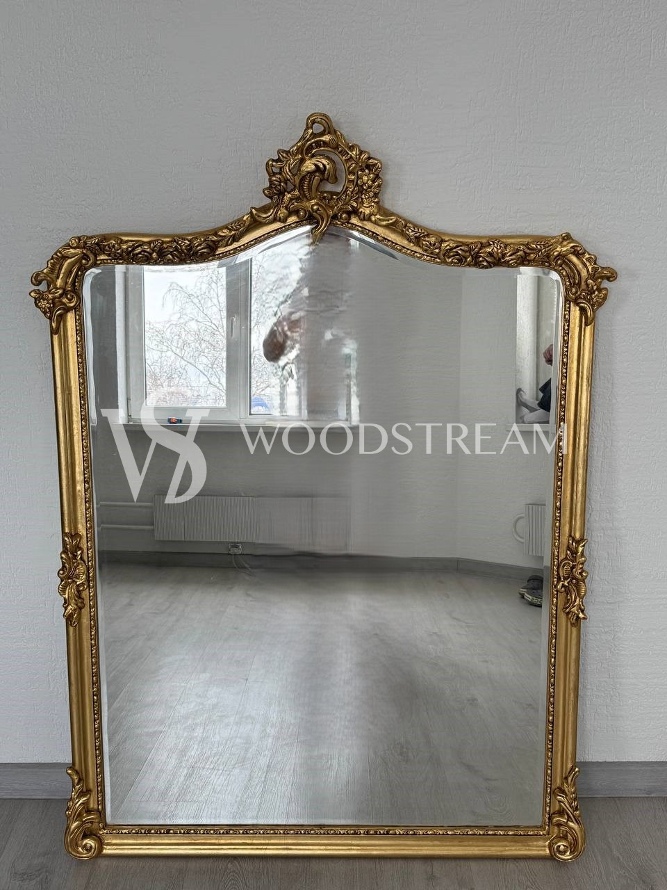 Зеркало настенное в стиле Людовика XV