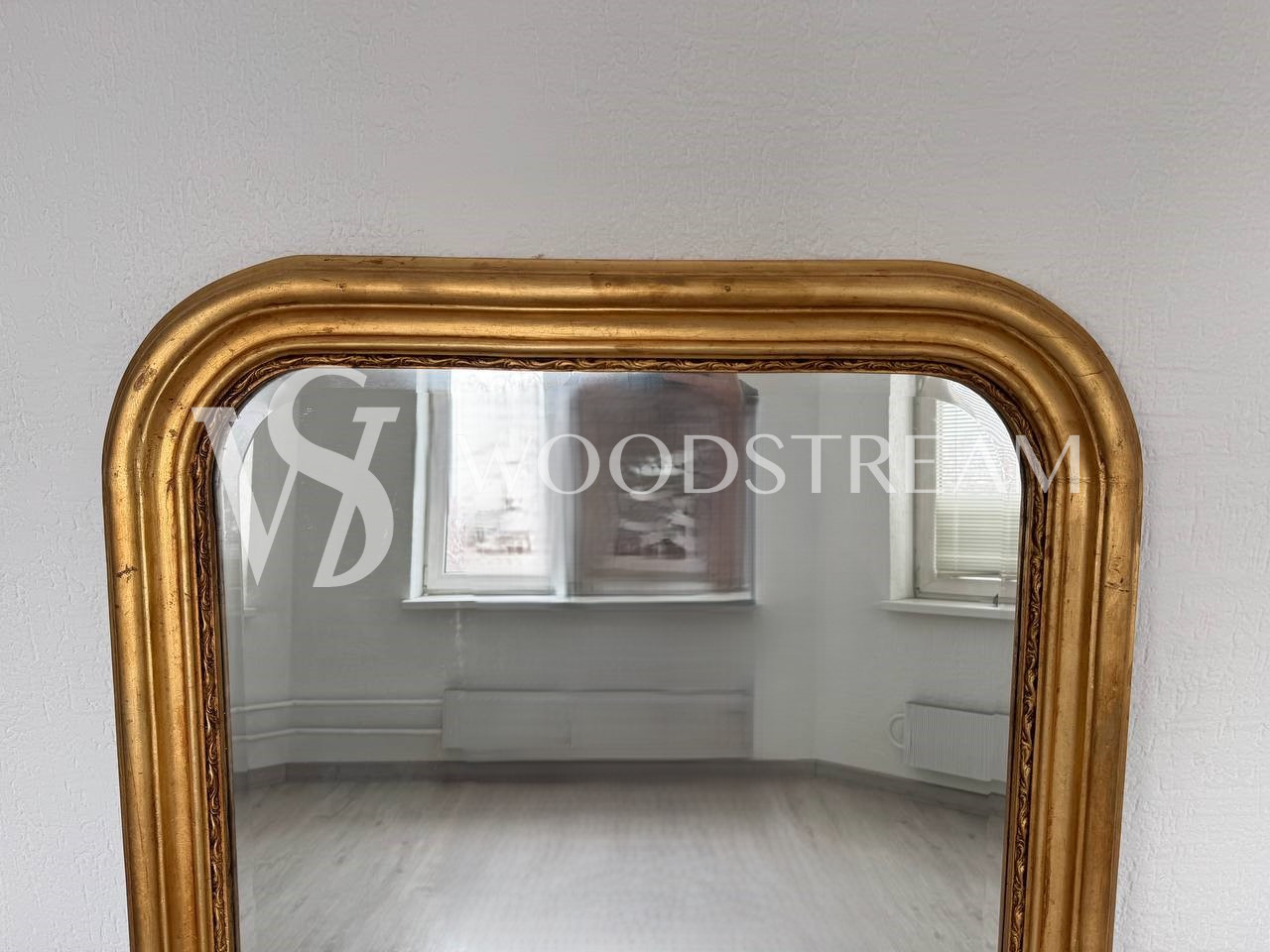 Зеркало настенное винтажное