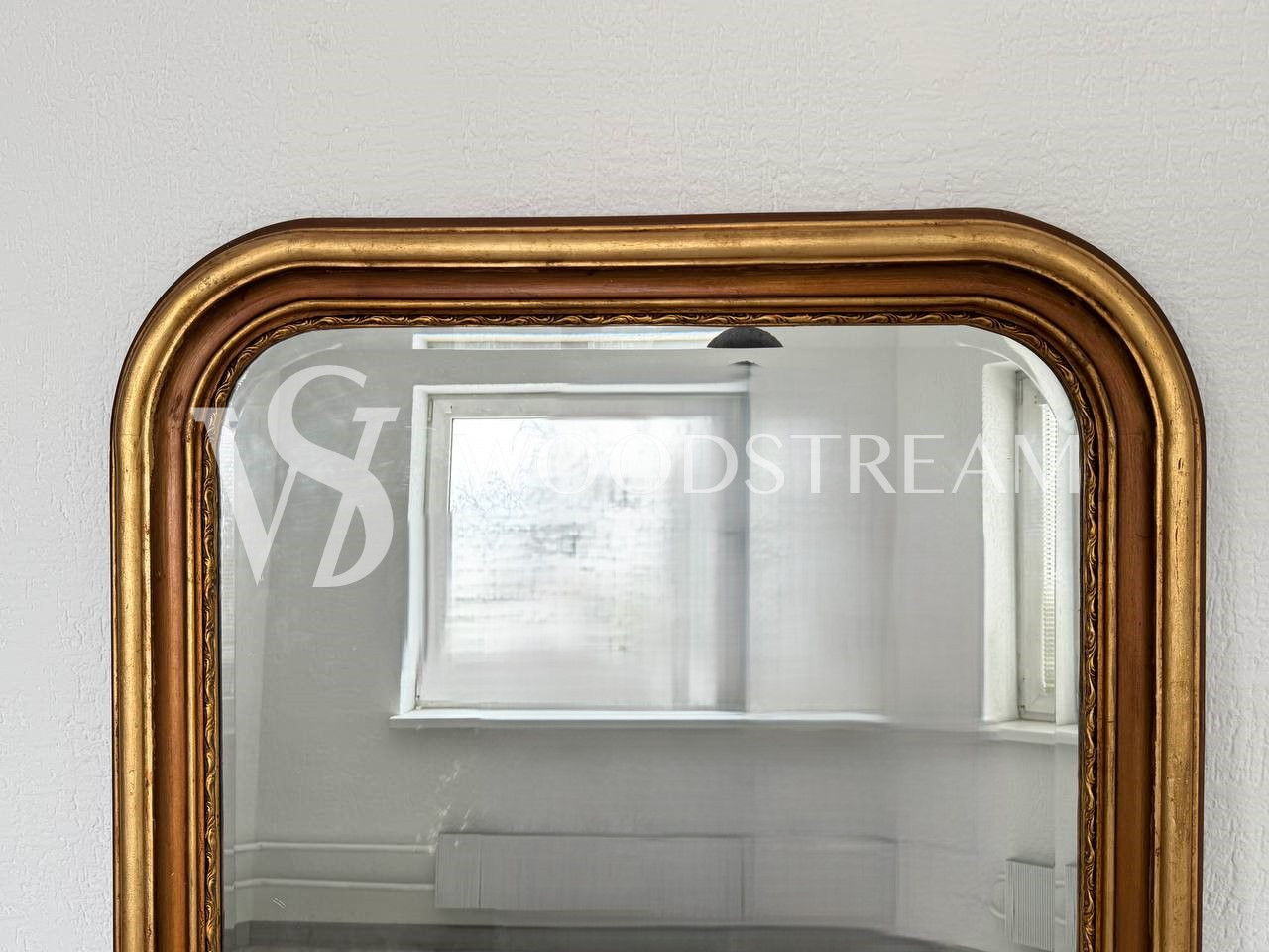 Зеркало настенное винтажное
