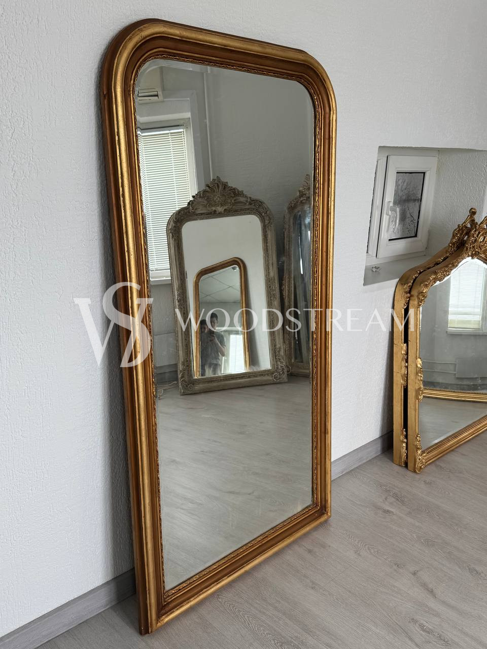 Зеркало настенное винтажное