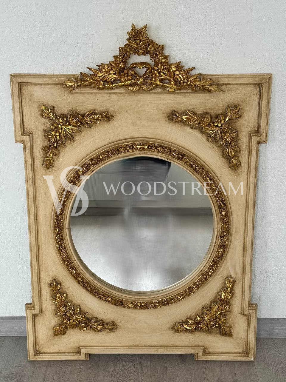 Зеркало настенное в стиле Людовика XVI