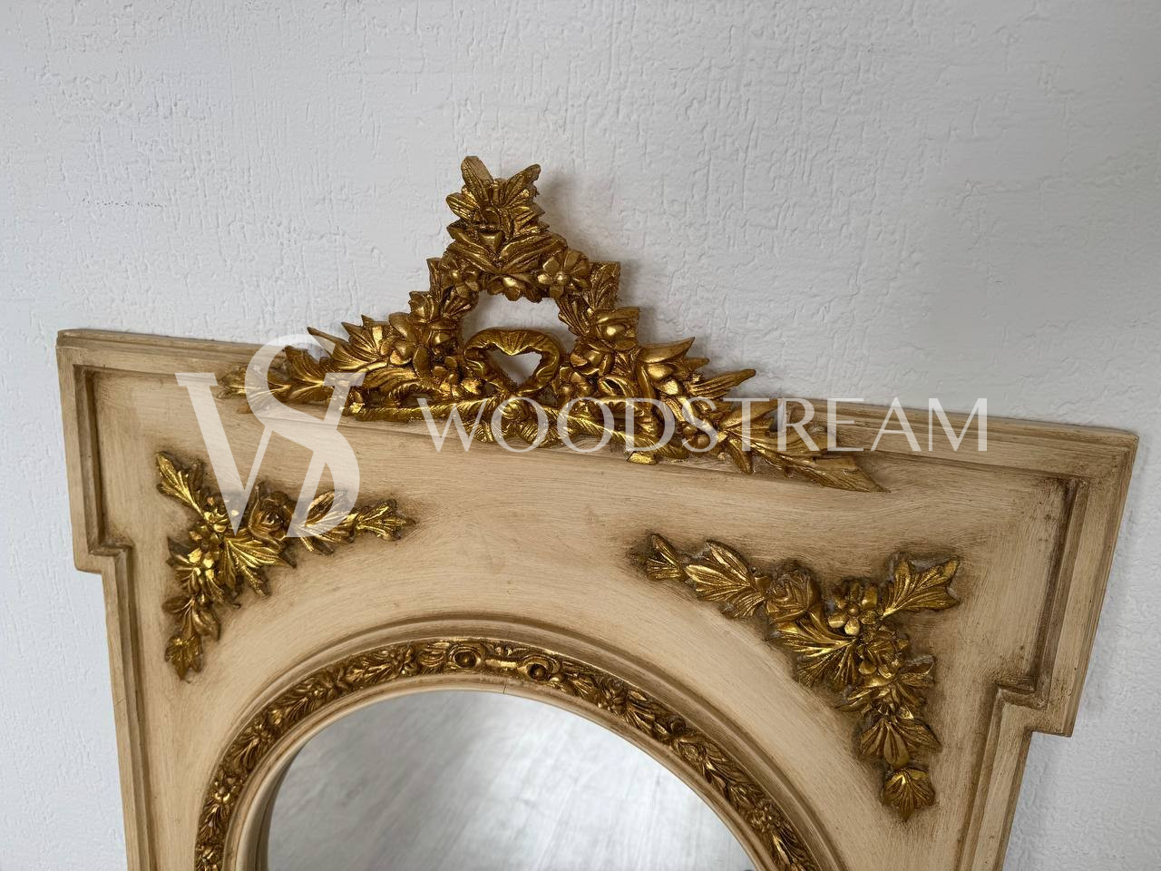 Зеркало настенное в стиле Людовика XVI