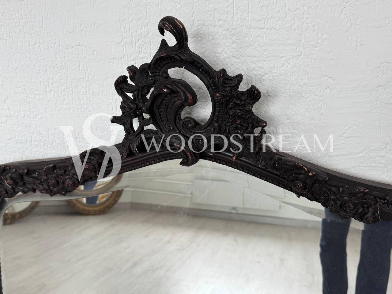 Зеркало настенное в стиле Людовика XV