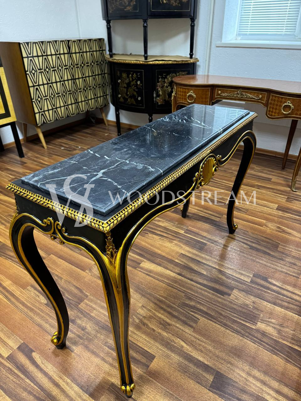 Консоль винтажная