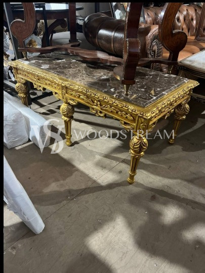 Стол в стиле Людовика XVI