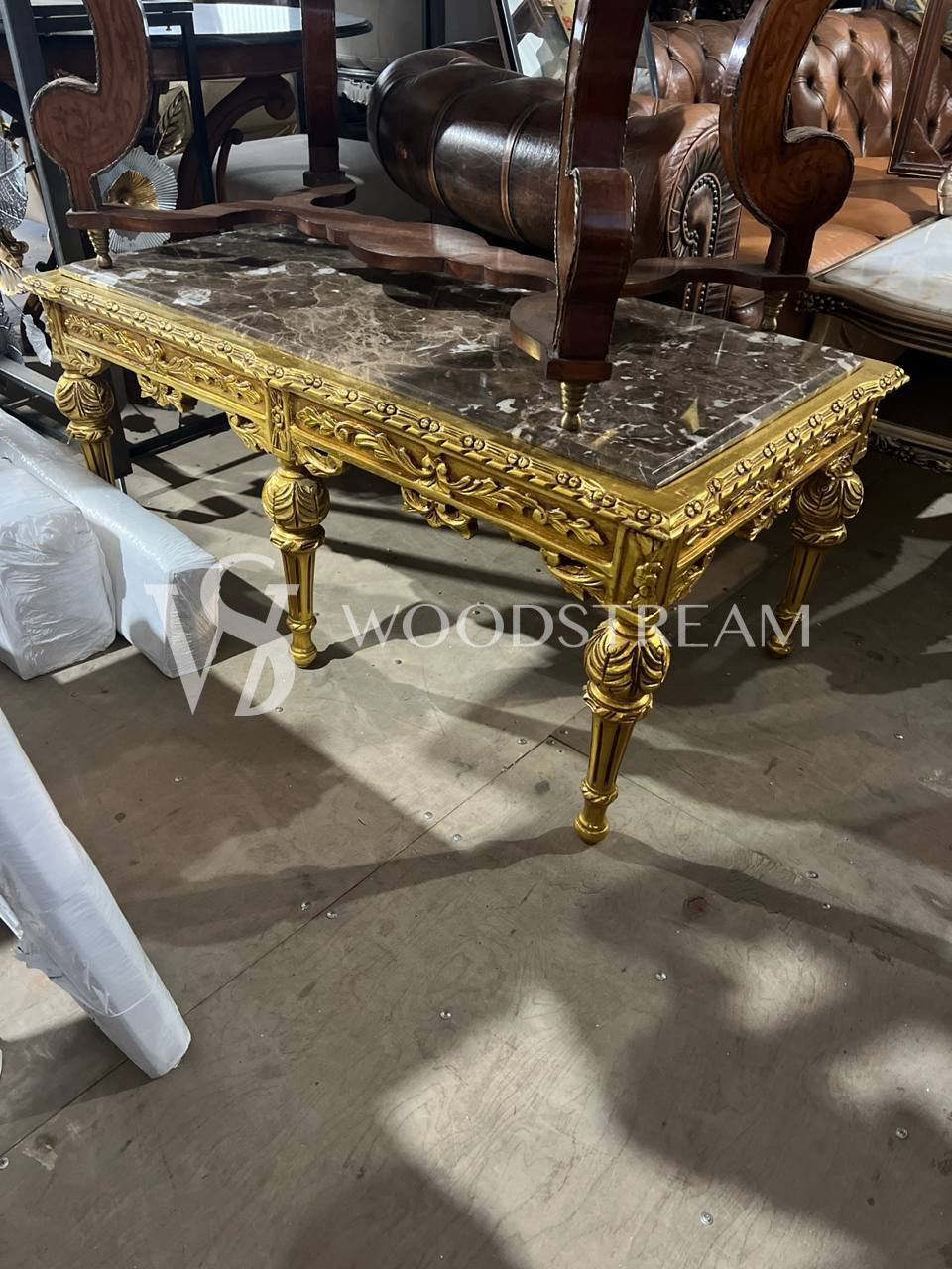 Стол в стиле Людовика XVI