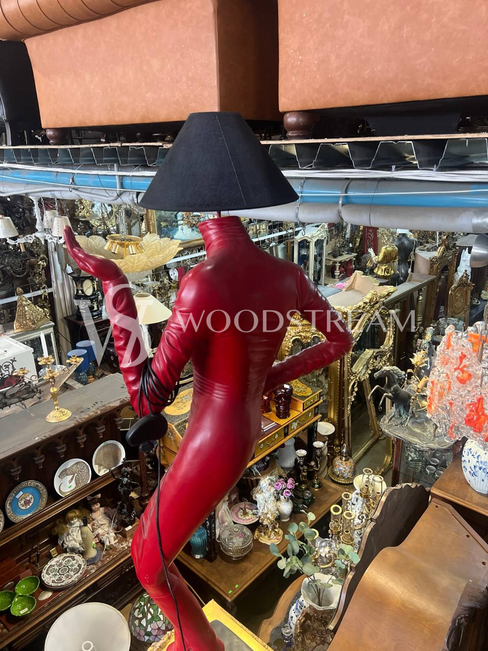 Торшер/Лампа напольная/Манекен/Женщина