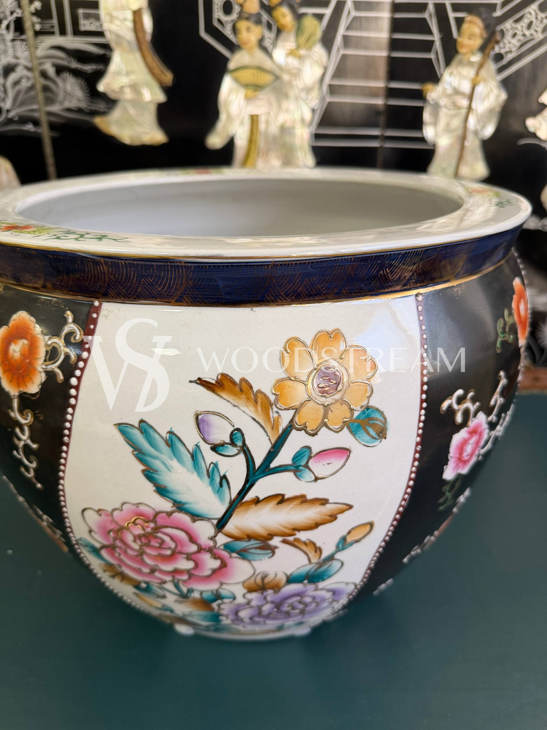 Кашпо/Вазон в стиле шинуазри