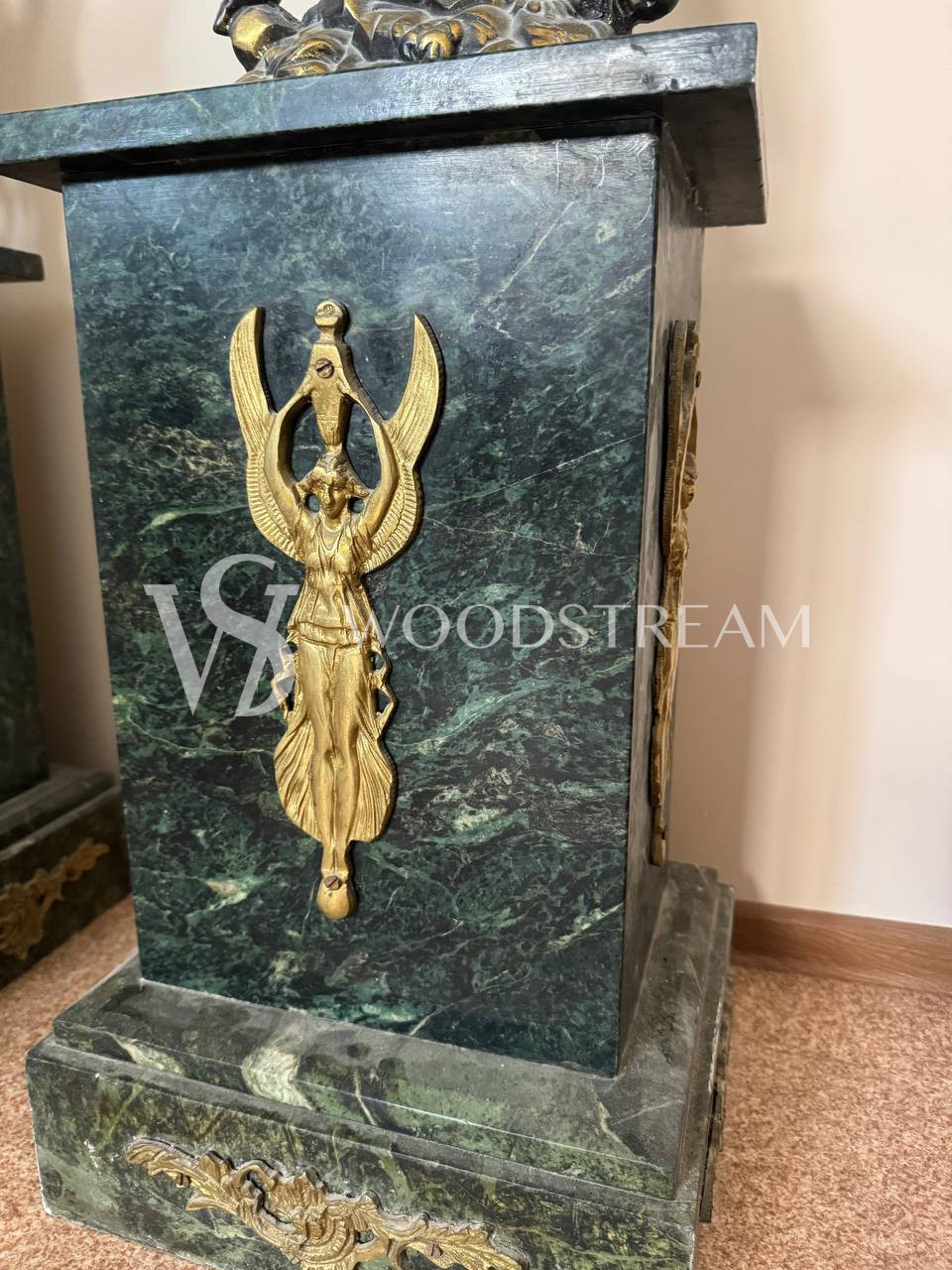 Постамент/подставка/колонна в стиле ампир 2 штуки