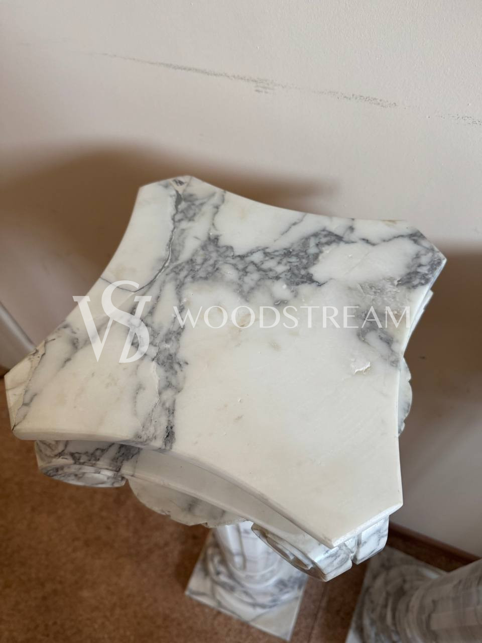 Постамент/Подставка/Колонна в классическом стиле 4 штуки