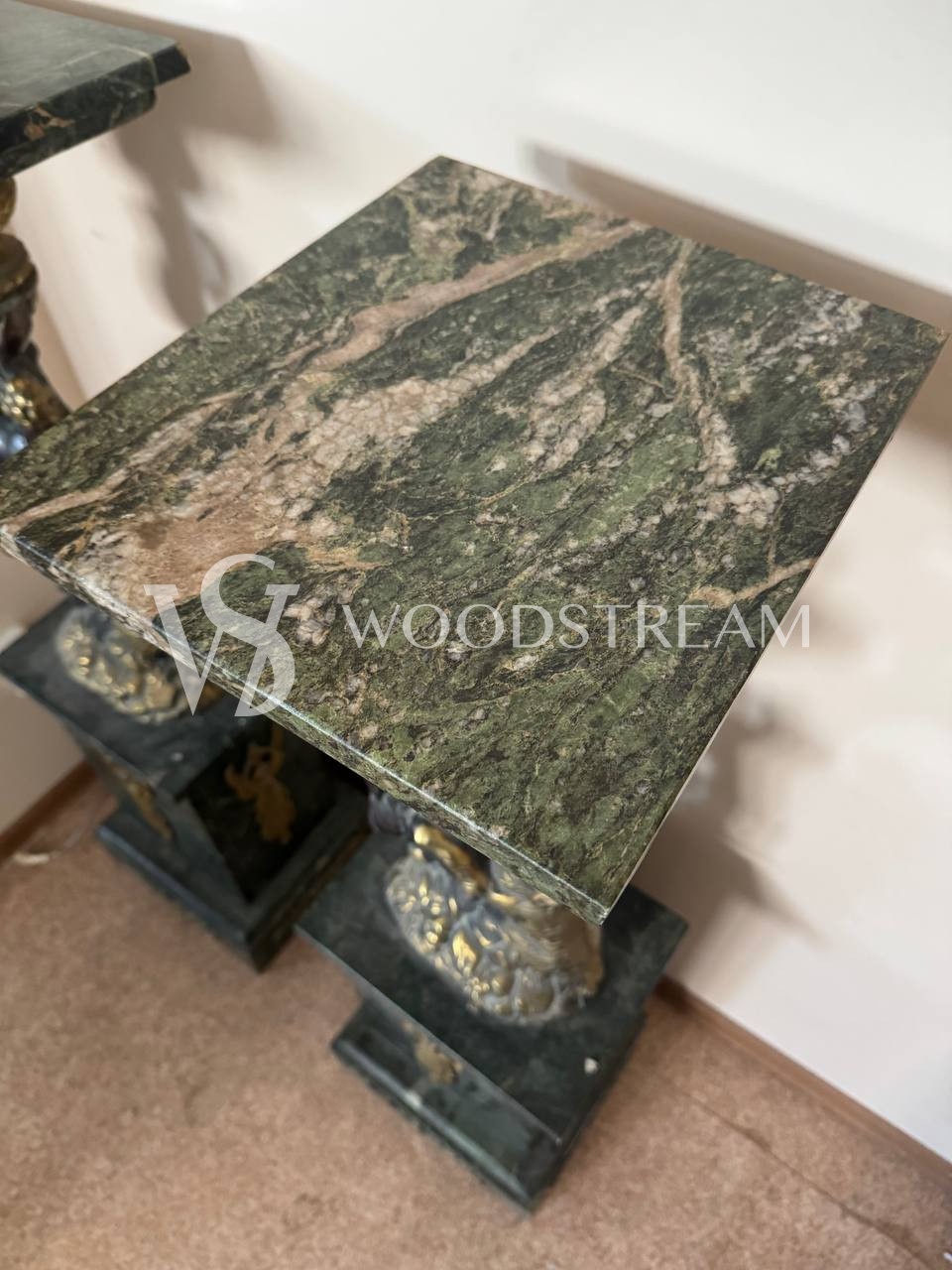 Постамент/Подставка/Колонна в классическом стиле 4 штуки