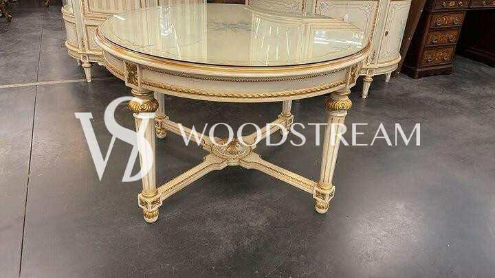 Стол в стиле Людовика XVI