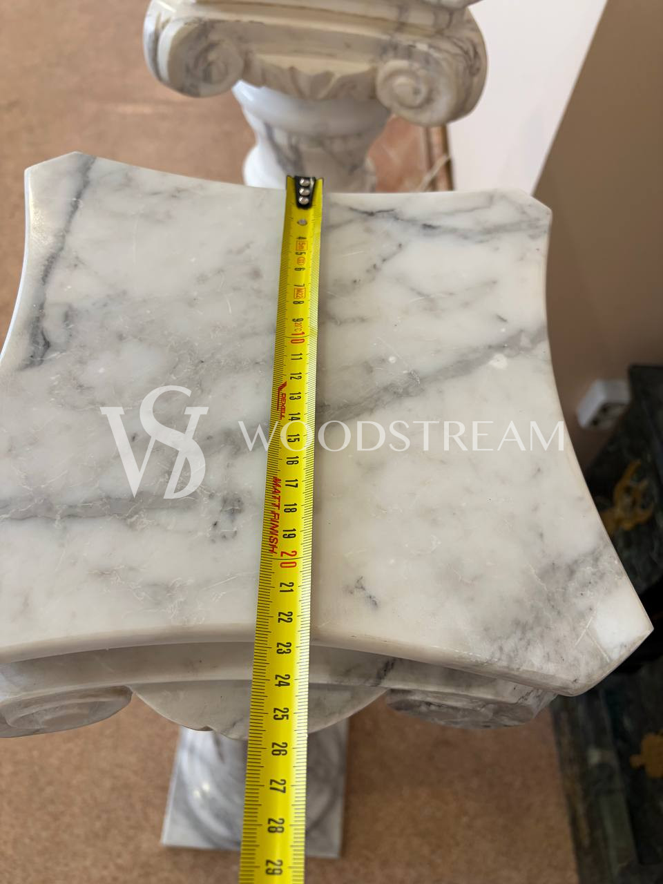 Постамент/Подставка/Колонна в классическом стиле 4 штуки