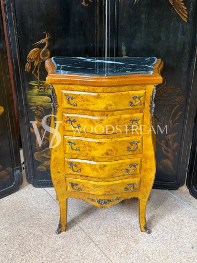 Комод в стиле Людовика XIV