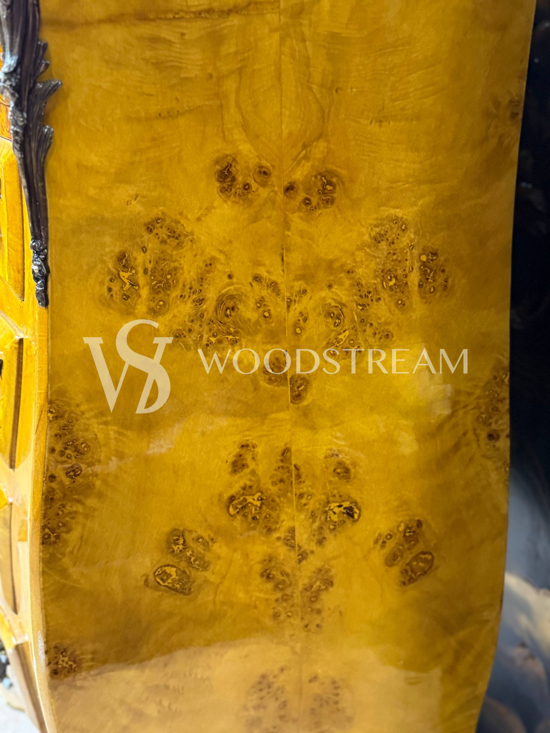 Комод в стиле Людовика XIV