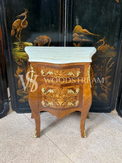 Тумба в стиле Людовика XIV