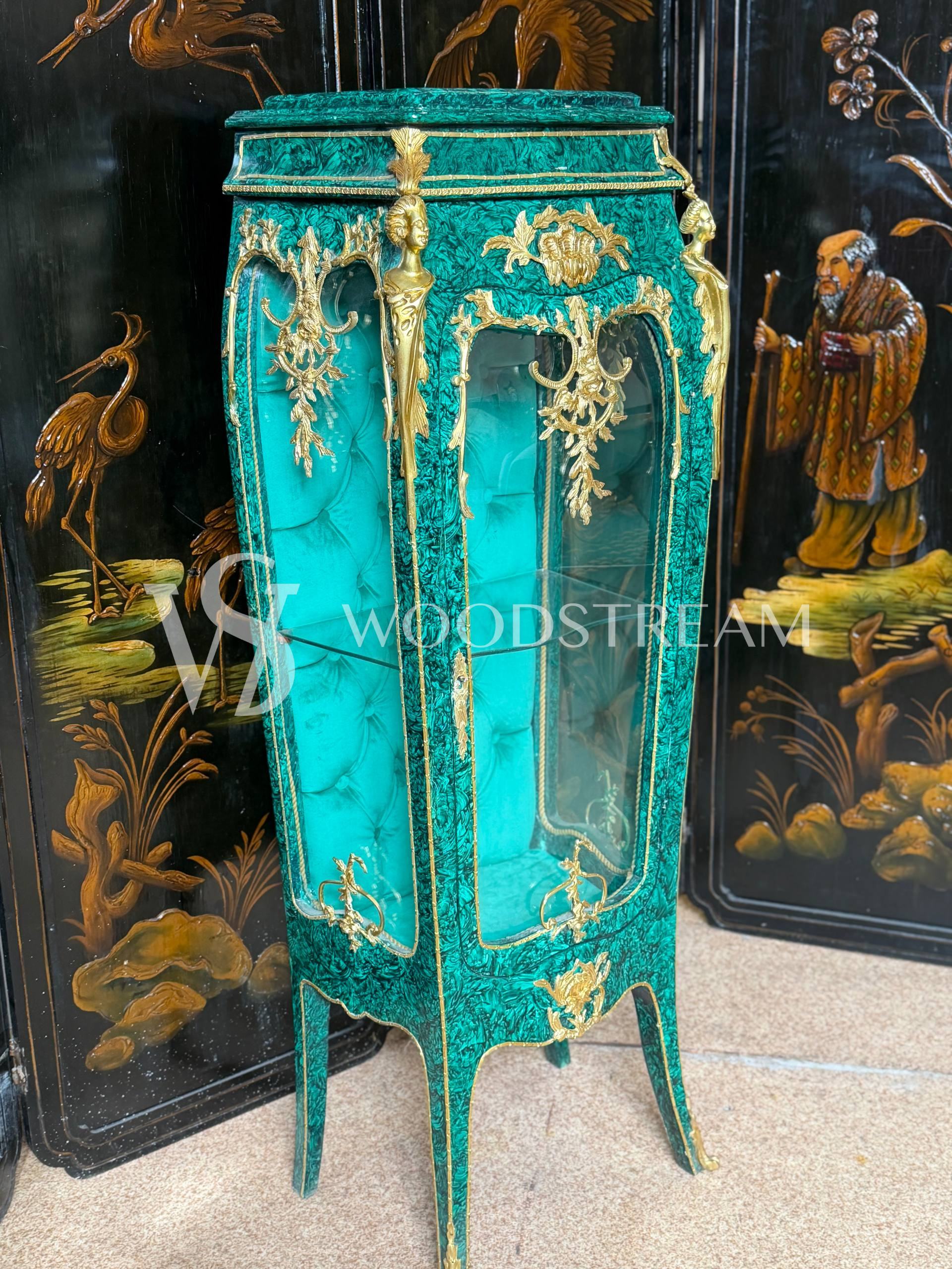 Витрина миниатюрная/Постамент в стиле Людовика XIV