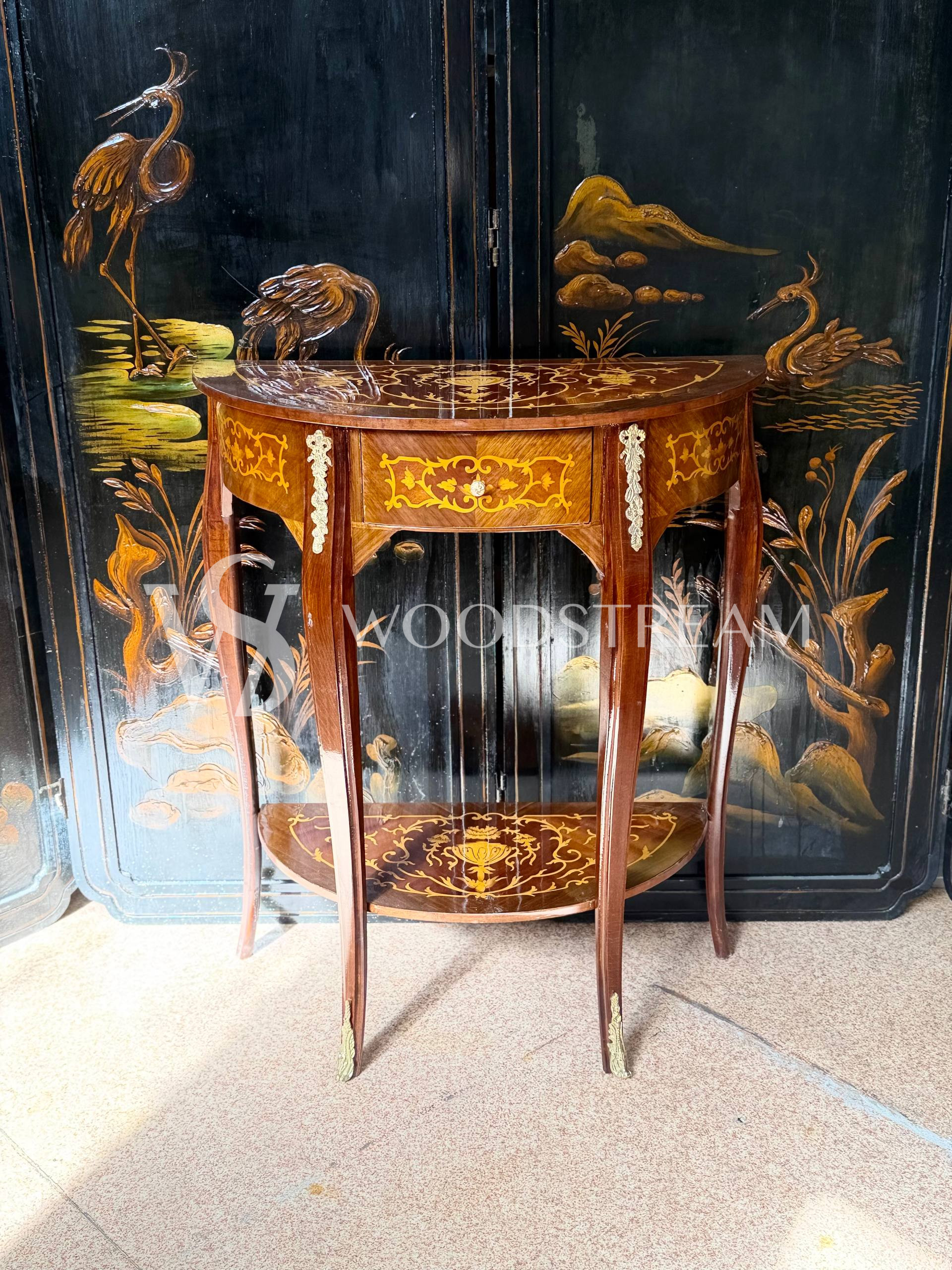 Стол/Подставка в стиле Людовика XIV