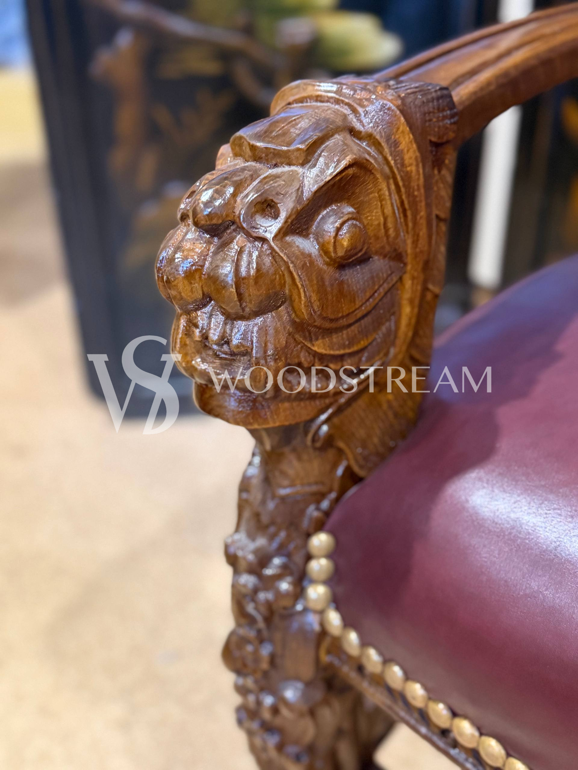 Кресло-трон в стиле ренессанс 