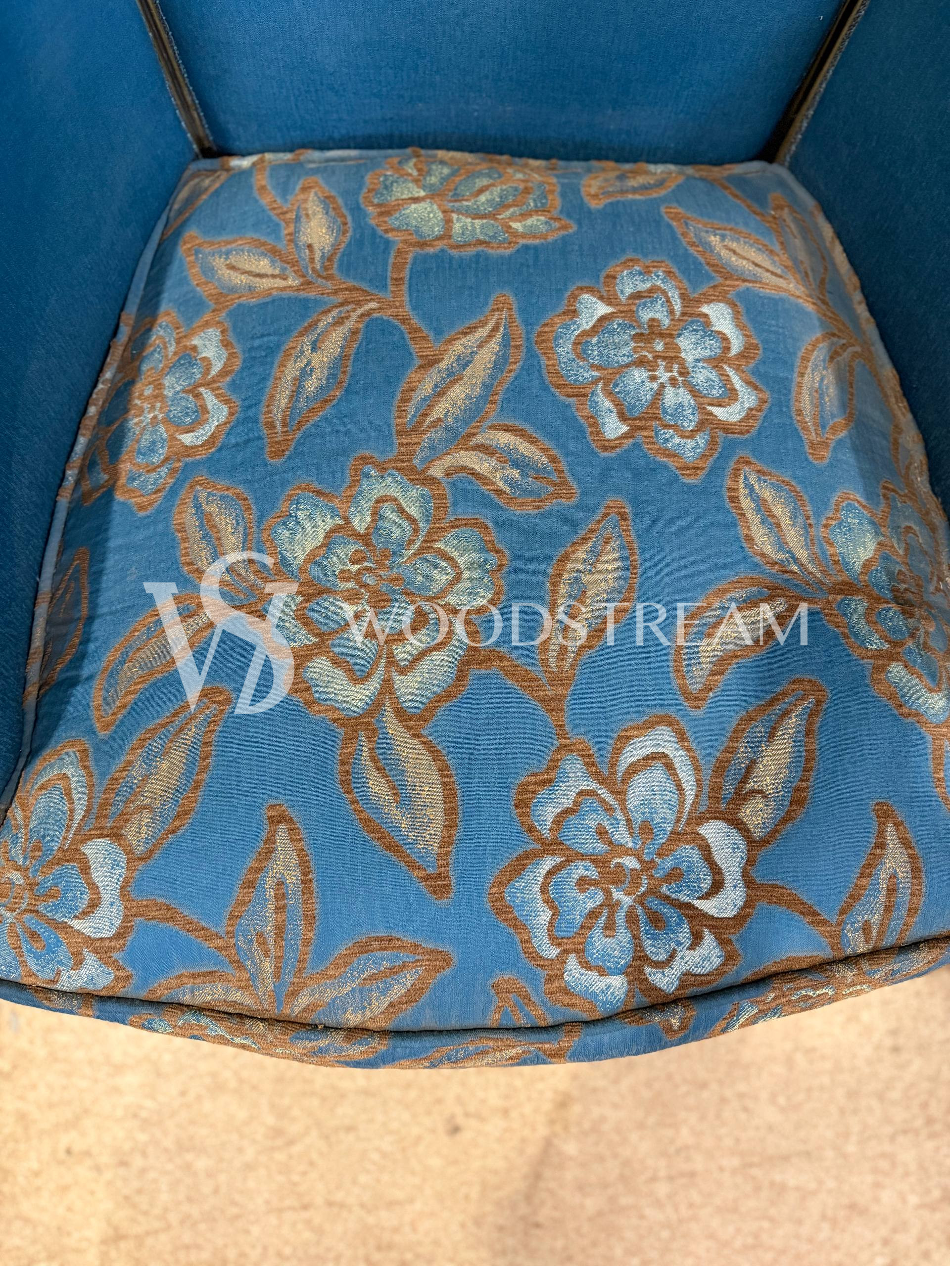 Кресло с капюшоном в стиле Людовика XV 2 штуки