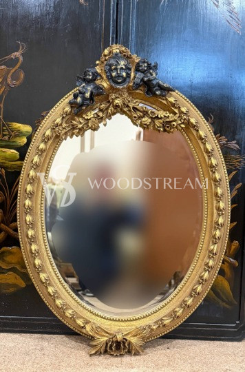 Зеркало настенное в стиле венецианского барокко с путти