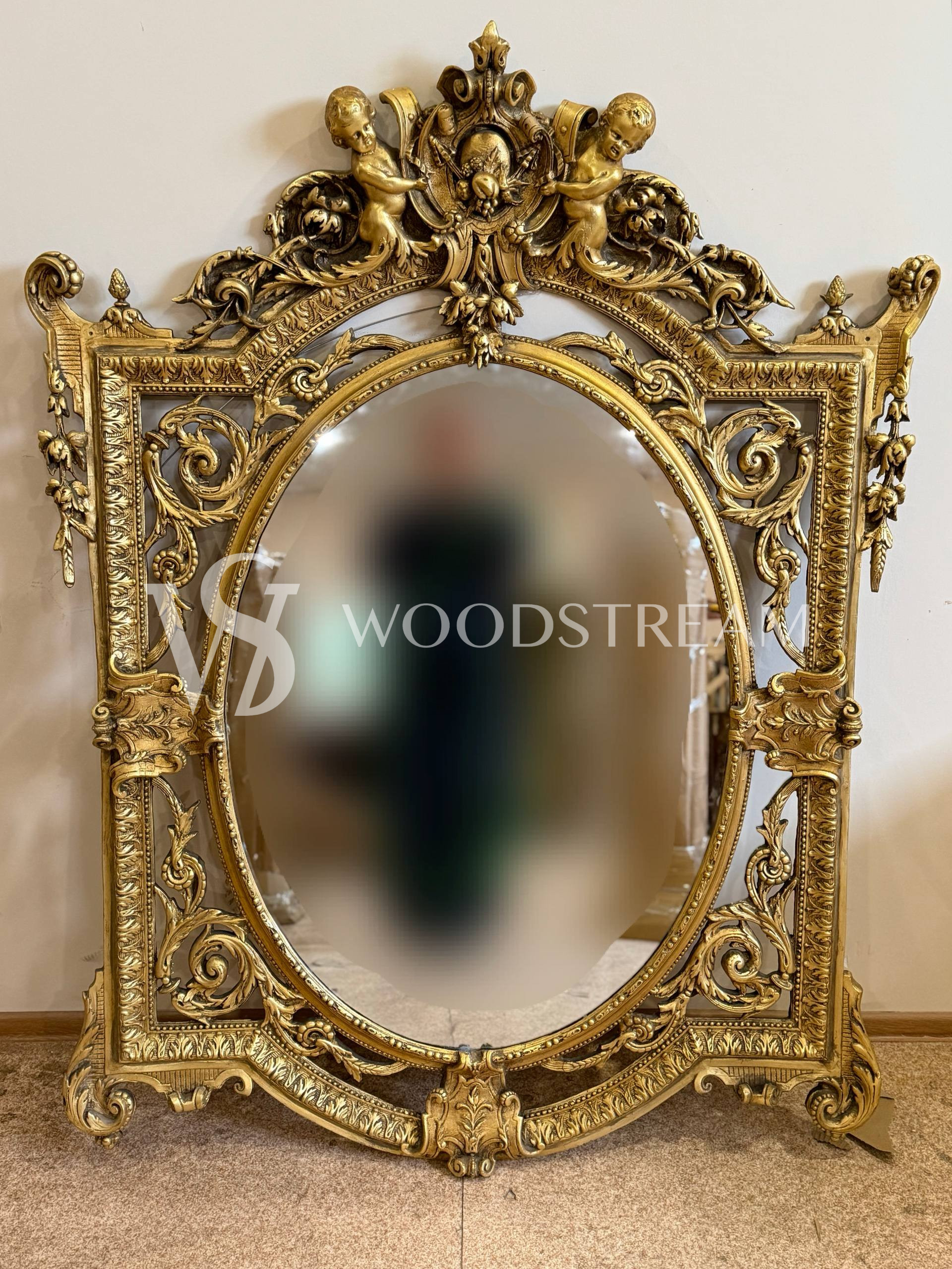 Зеркало настенное в стиле венецианского барокко с путти