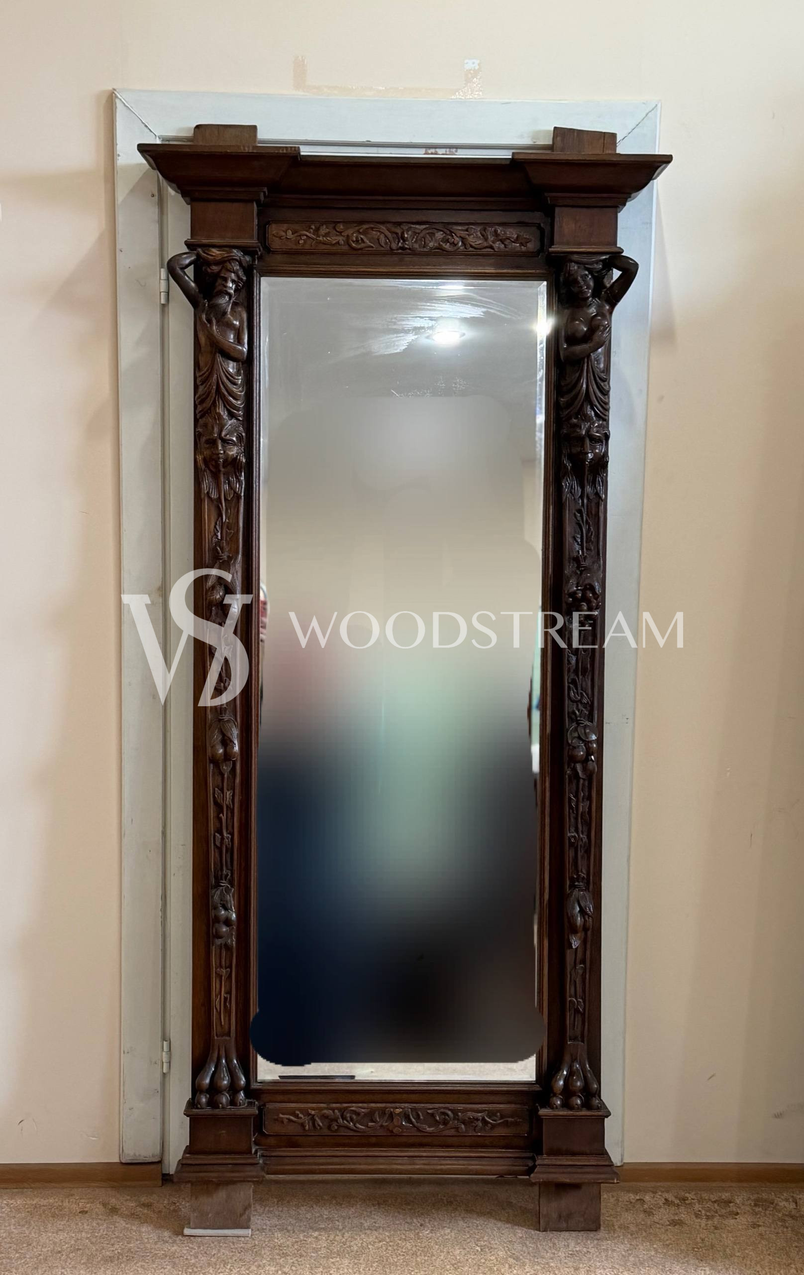 Зеркало напольное винтажное