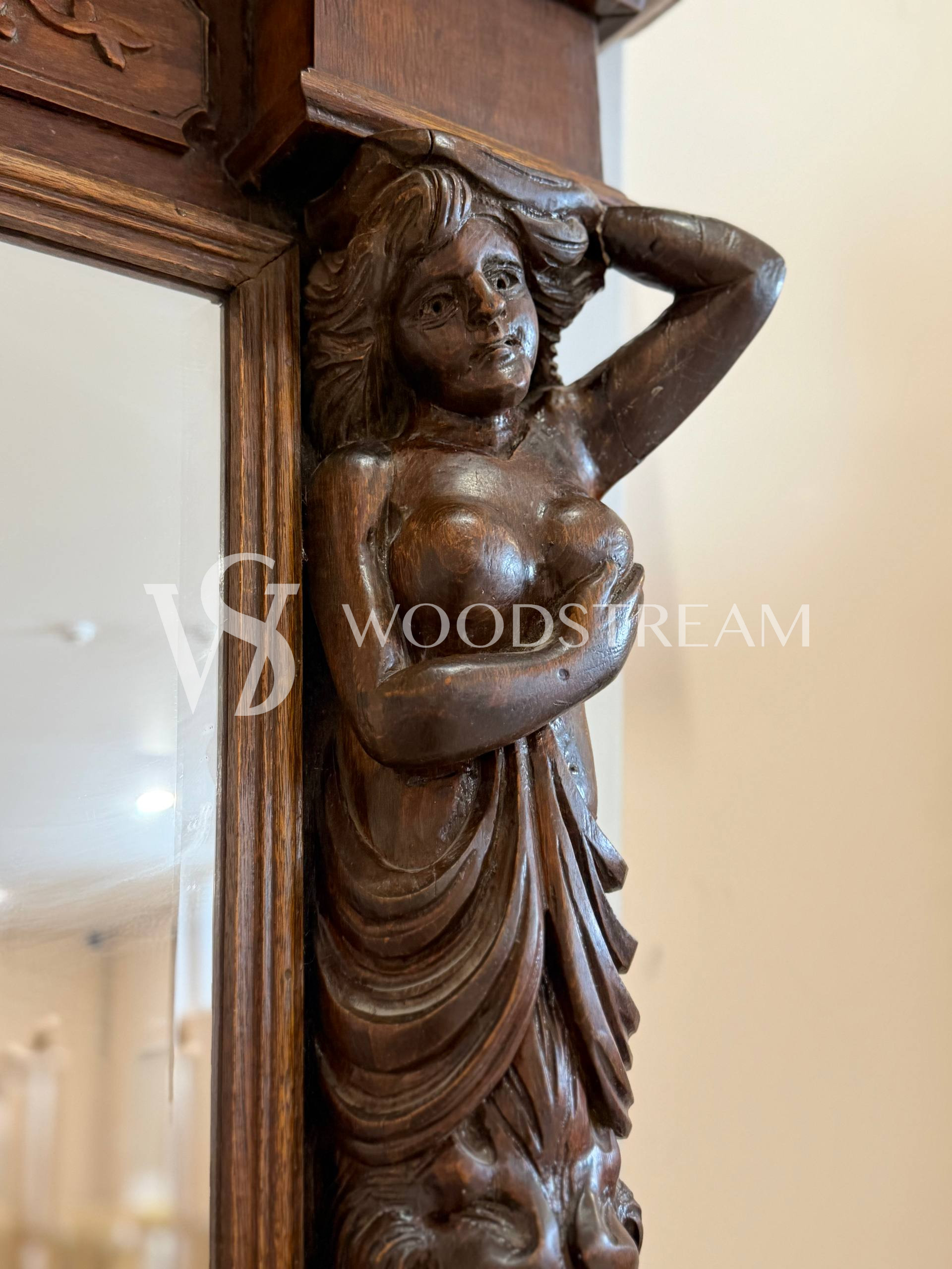 Зеркало напольное винтажное