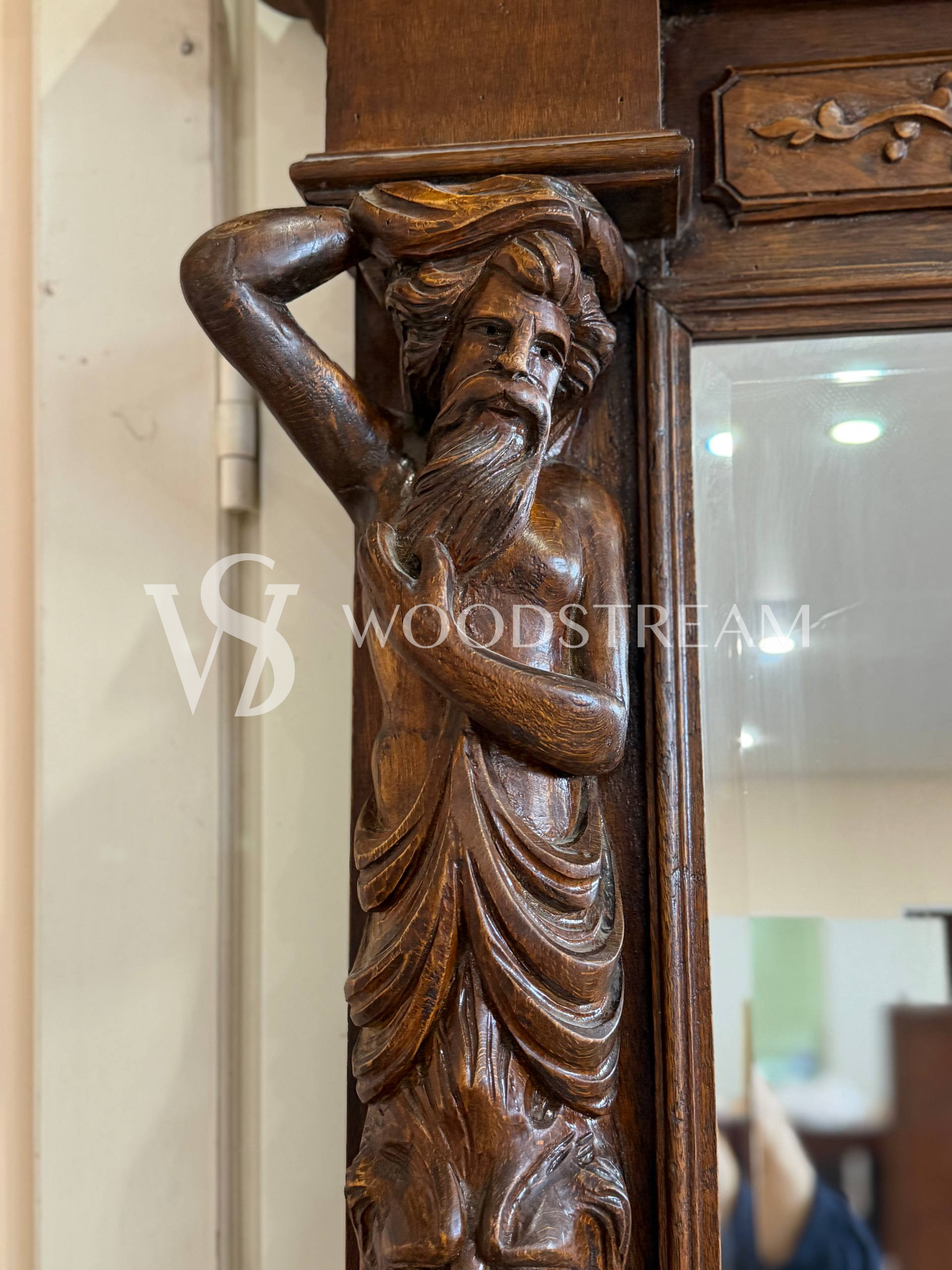 Зеркало напольное винтажное