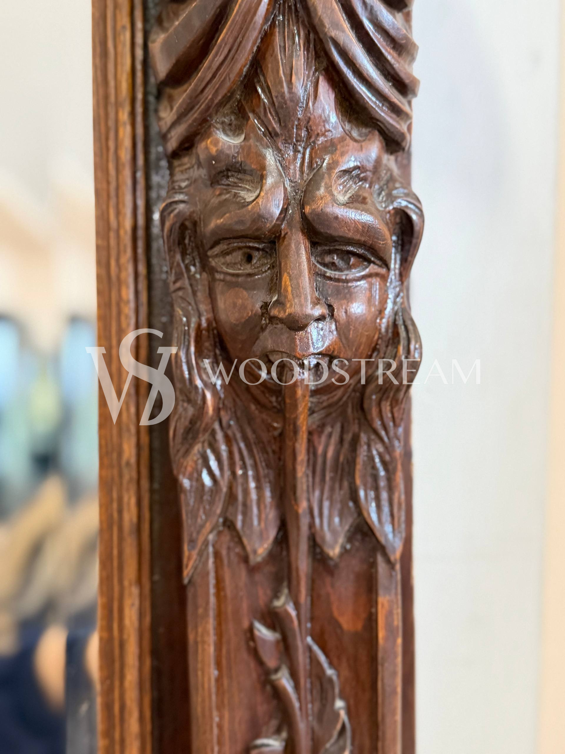 Зеркало напольное винтажное