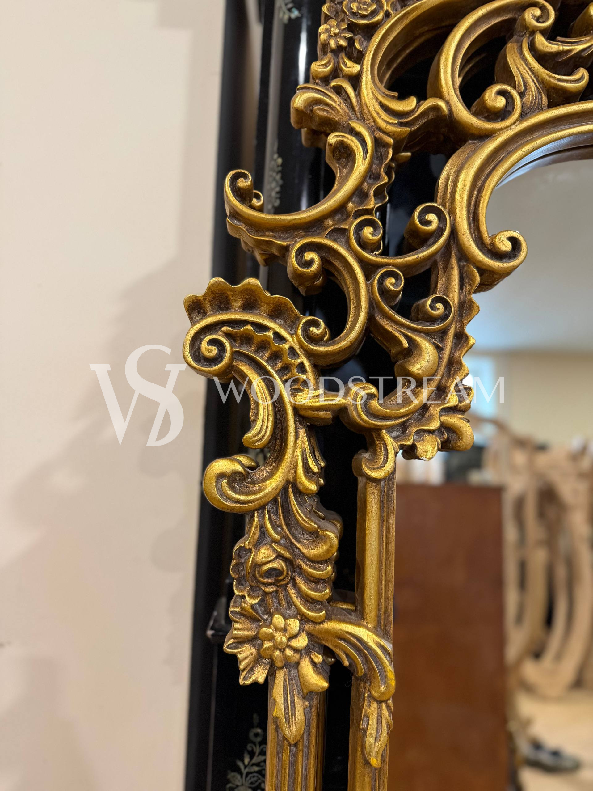 Зеркало напольное в стиле барокко