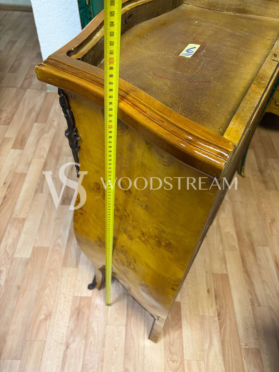 Комод в стиле Людовика XIV