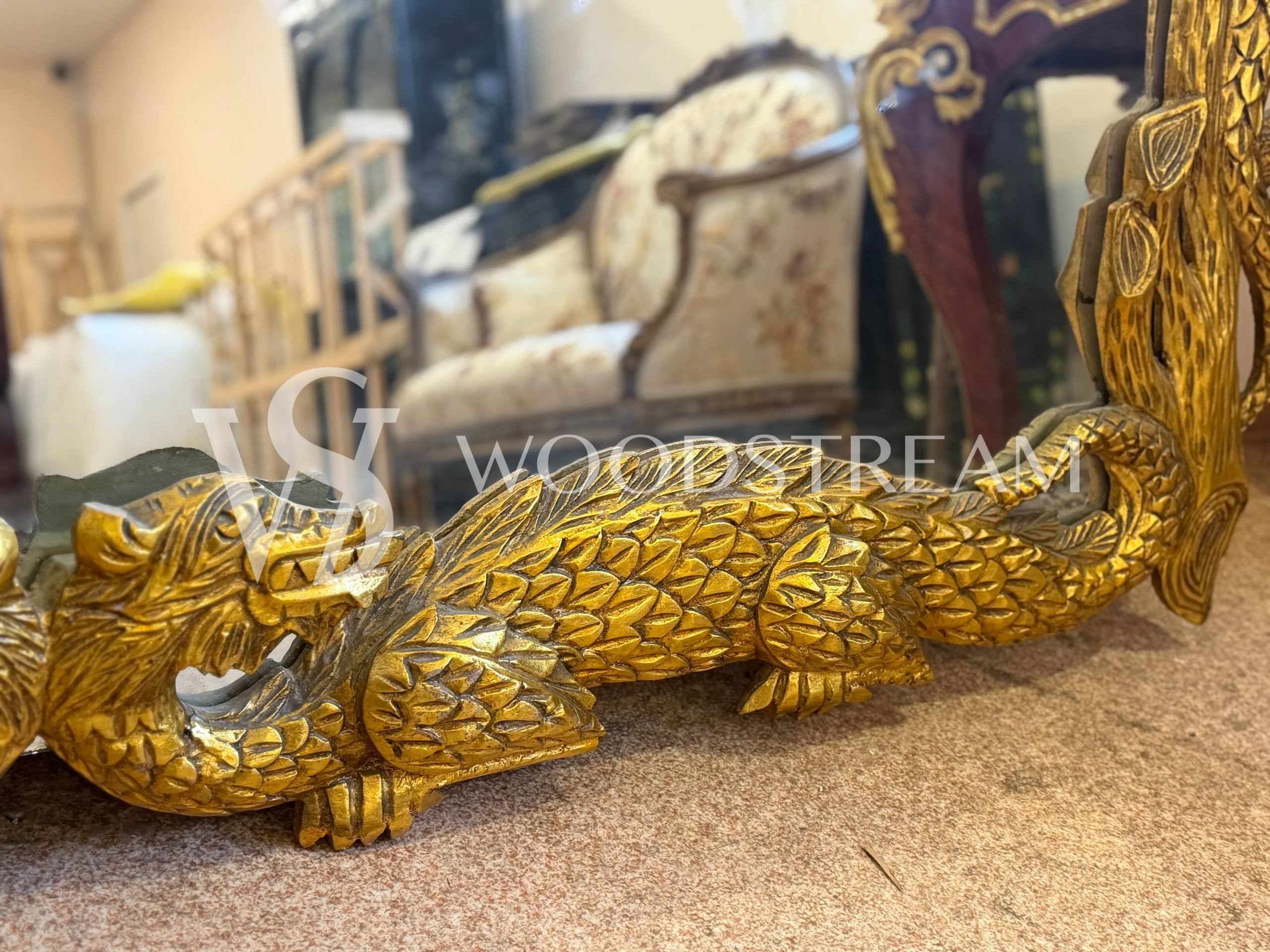 Зеркало настенное в восточном стиле с драконами