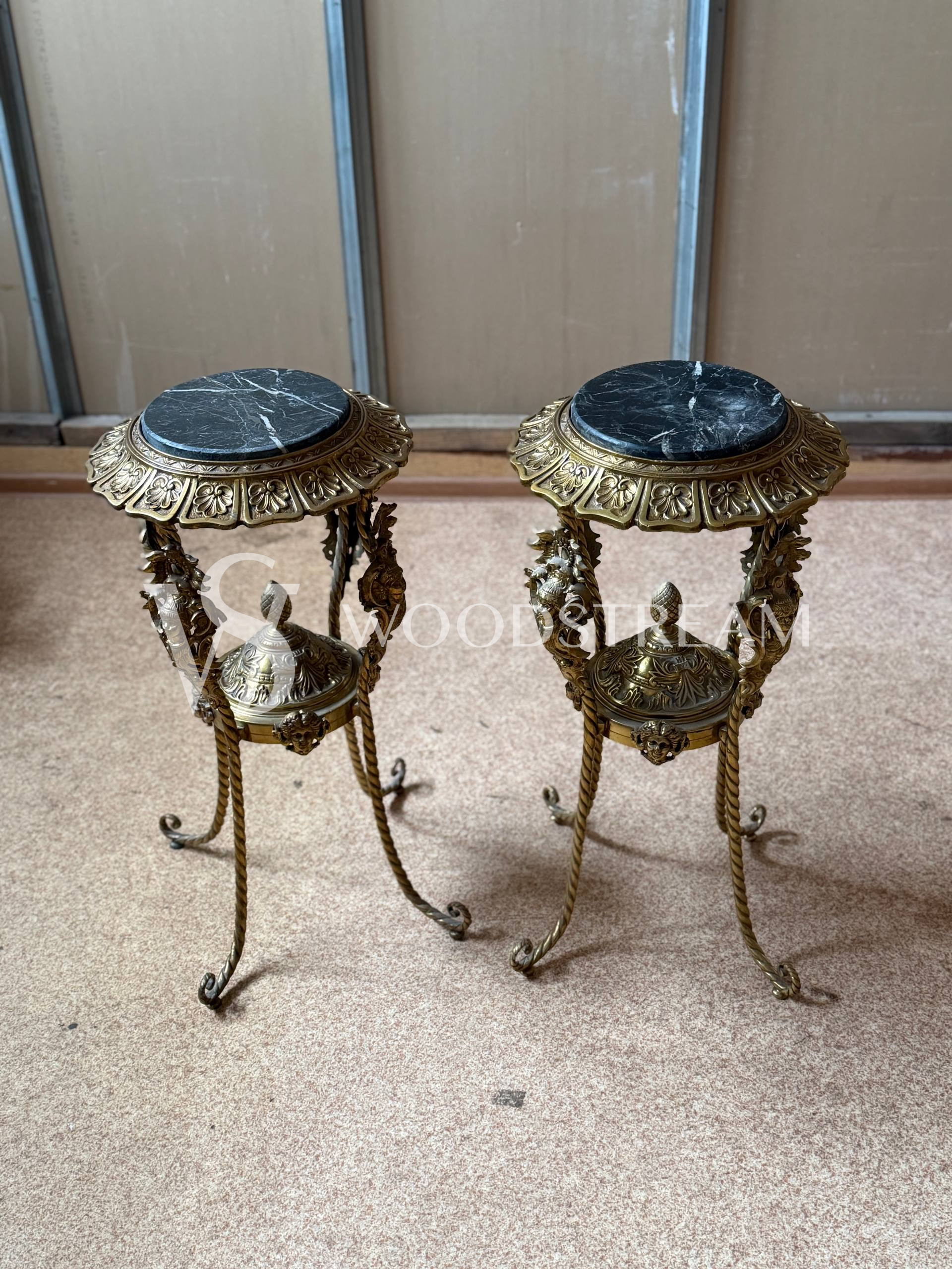 Подставка в стиле Людовика XV 2 штуки