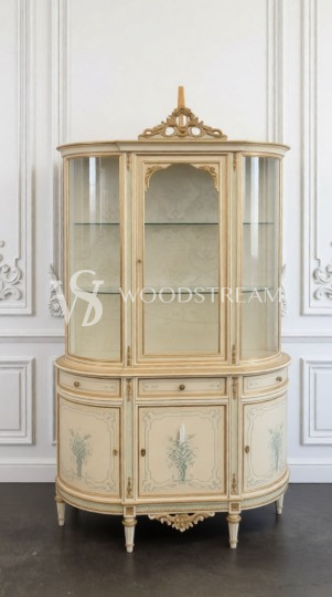 Витрина в стиле Людовика XVI