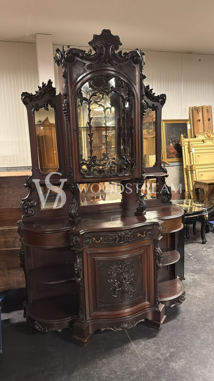 Буфет в стиле Людовика XVI