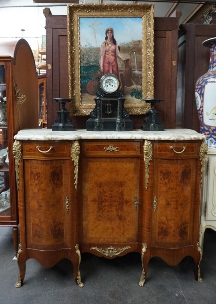 Комод в стиле Людовика XIV